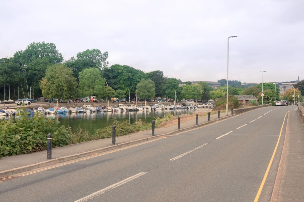 Riverside Apartment With Views And Parking Kingsbridge  Extérieur photo